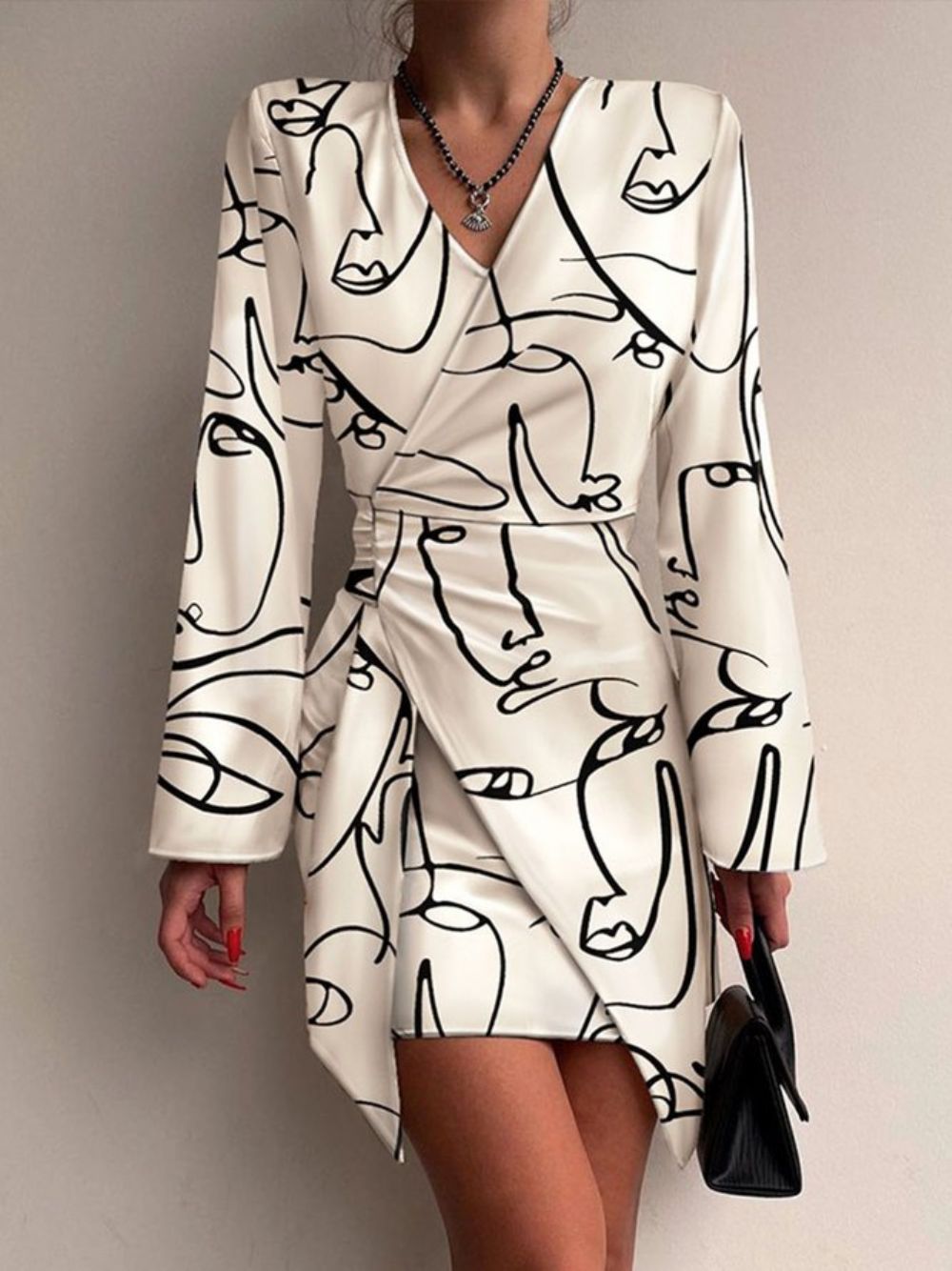 Elegante V-Hals Jurk Met Abstracte Print Lange Mouwen