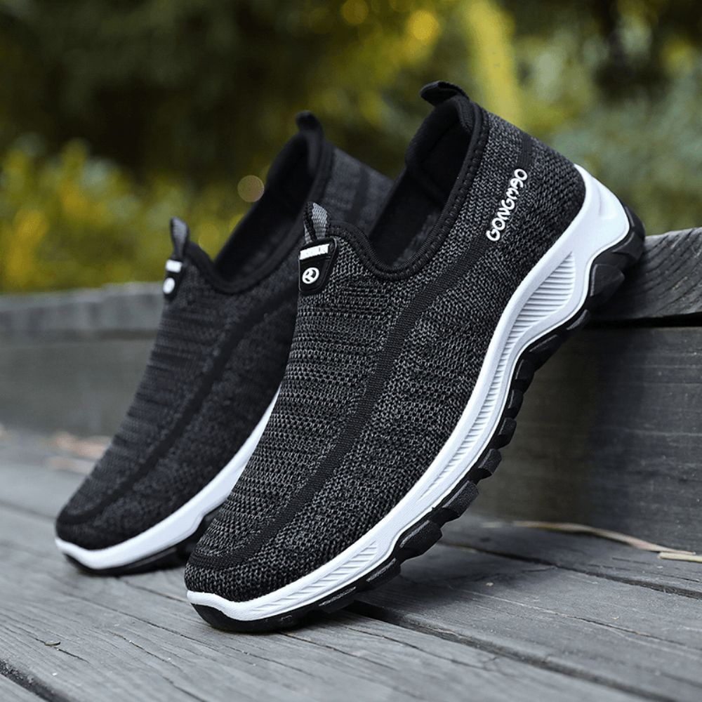 Heren Sport Gebreide Stof Ademende Wandelschoenen Zachte Slip Op Casual Sneakers