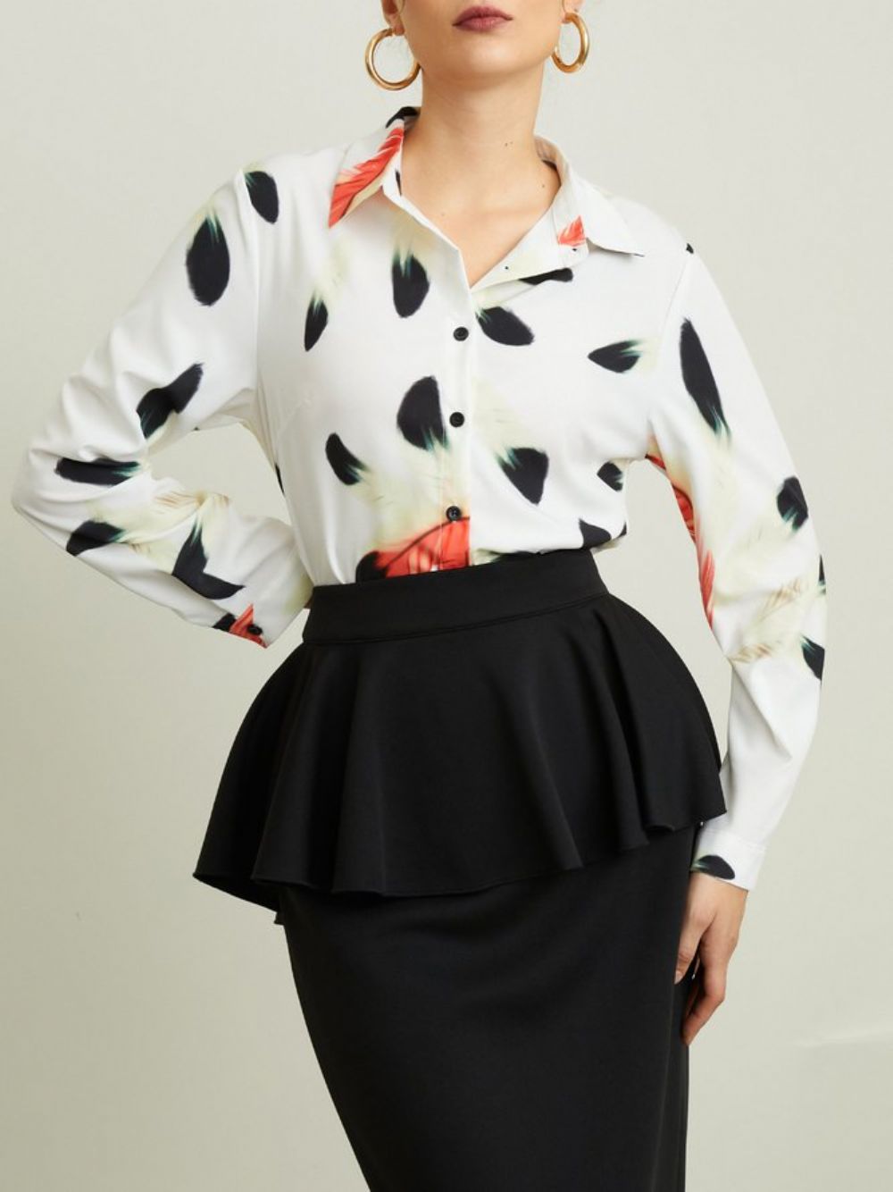 Elegante Blouse Met Verenpatroon Overhemdkraag