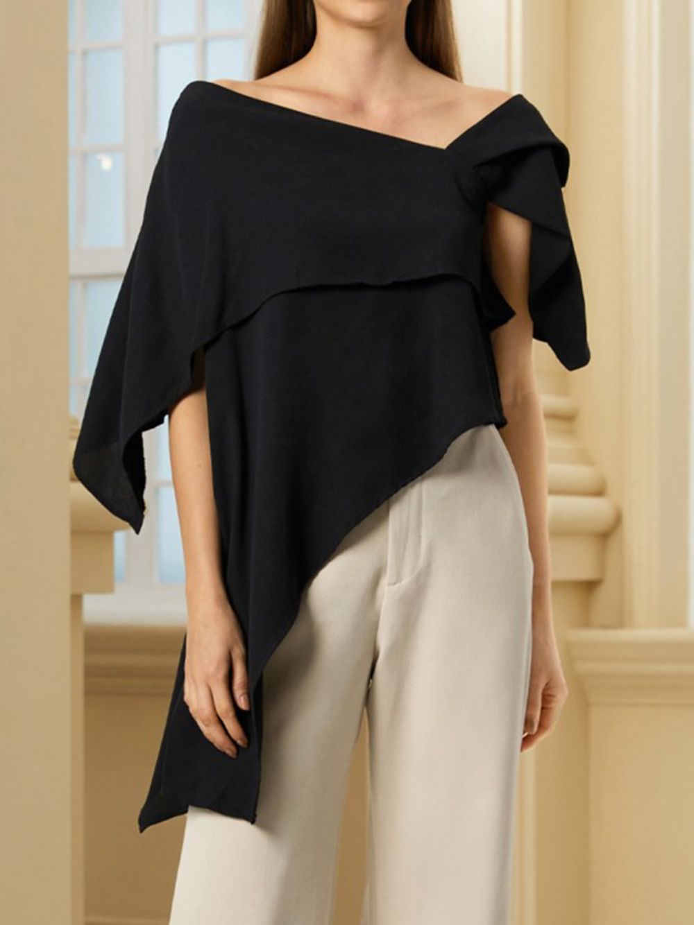 Elegante Effen Off-Shoulder Asymmetrische Zwarte Top