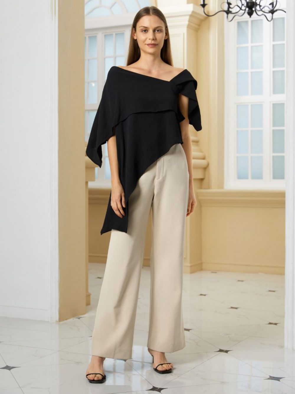 Elegante Effen Off-Shoulder Asymmetrische Zwarte Top