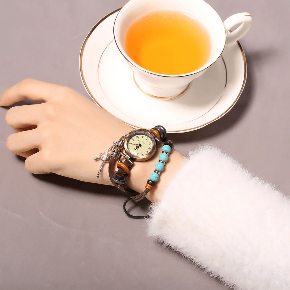 Deffrun Retro Stijl Vrouwen Armband Horloge Kralen Eiffeltoren Hanger Quartz Horloge: