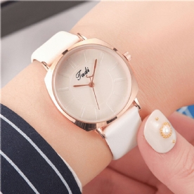 Eenvoudige Elegante Trendy Dames Horloge Rose Goud Legering Case Lederen Band Vrouwelijke Quartz Horloges