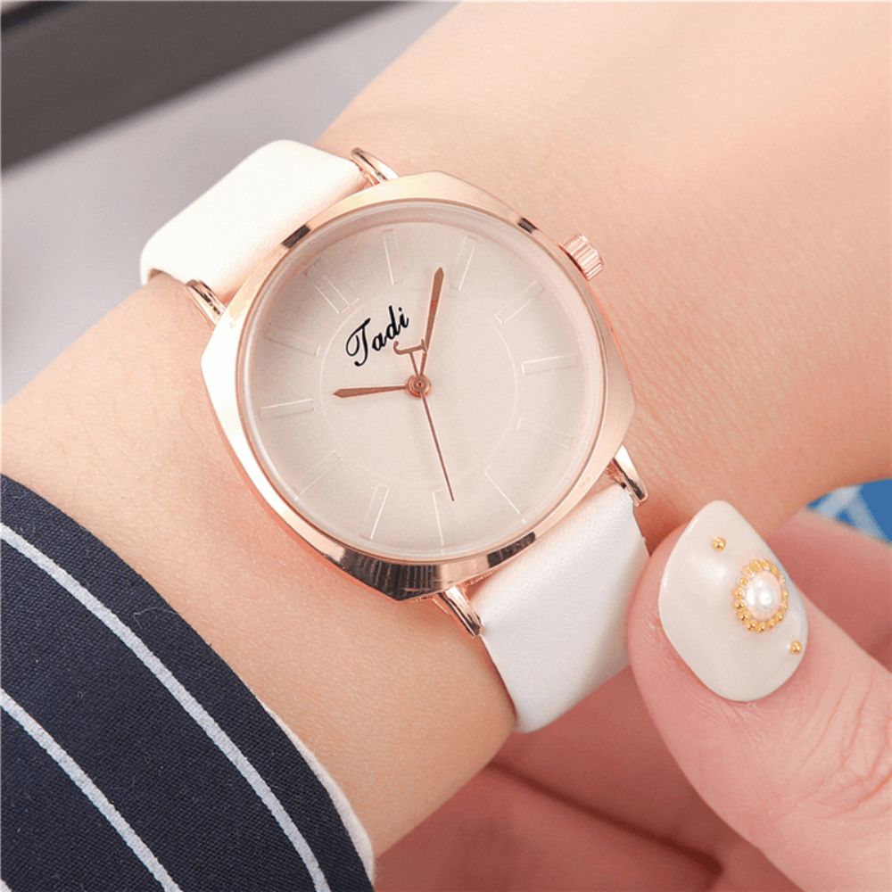 Eenvoudige Elegante Trendy Dames Horloge Rose Goud Legering Case Lederen Band Vrouwelijke Quartz Horloges