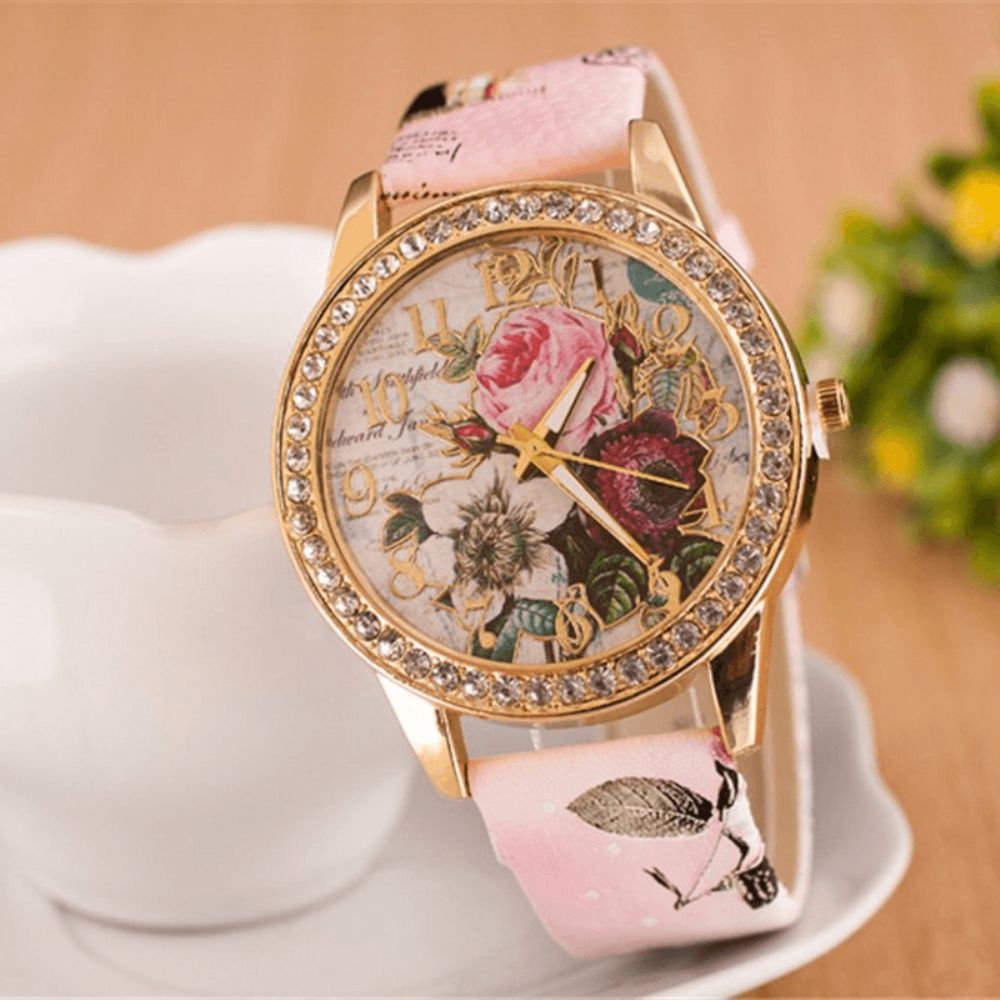 Mode Bohemen Stijl Vrouwen Horloge Lederen Band Retro Roze Patroon Quartz Horloge