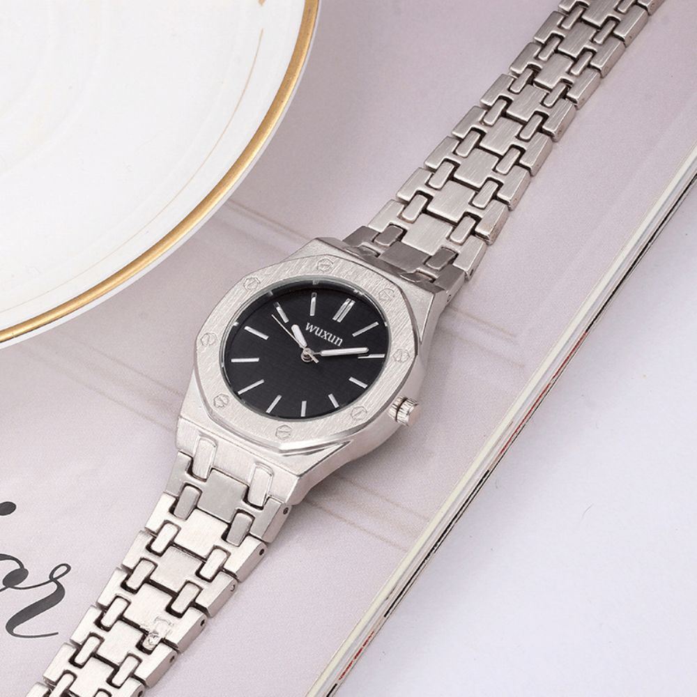 Mode Casual Eenvoudige Wijzerplaat Zinklegering Band Paar Horloge Quartz Horloge