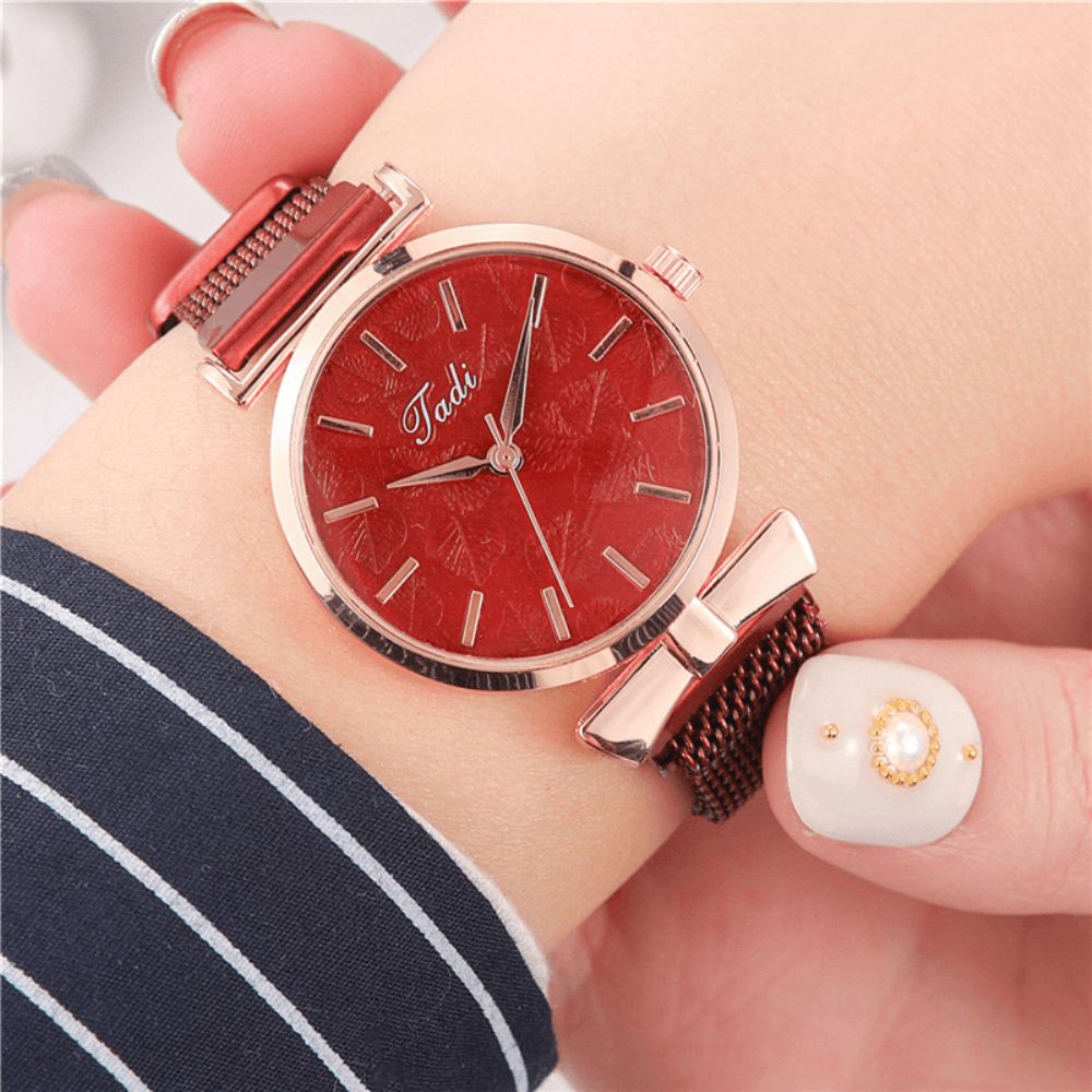 Mode Casual Elegant Design Dameshorloges Legering Mesh Band Wijzerplaat Polskast Quartz Horloge