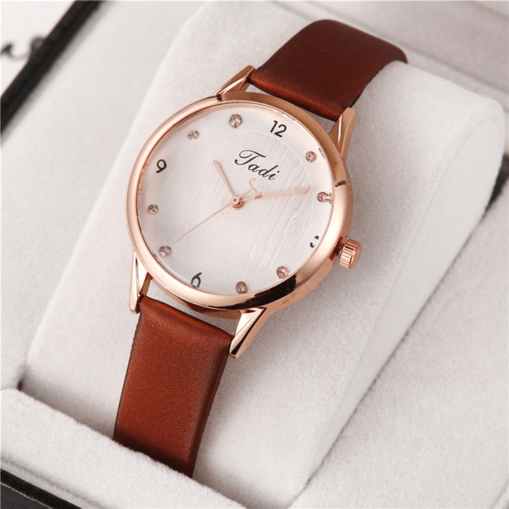 Mode Casual Elegante Sport Dames Horloges Lederen Band Wijzerplaat Rose Goud Pols Legering Kwarts Horloge