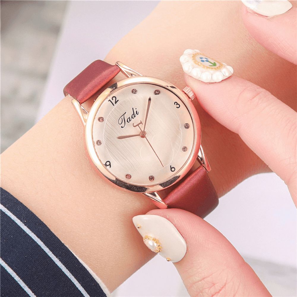 Mode Casual Elegante Sport Dames Horloges Lederen Band Wijzerplaat Rose Goud Pols Legering Kwarts Horloge