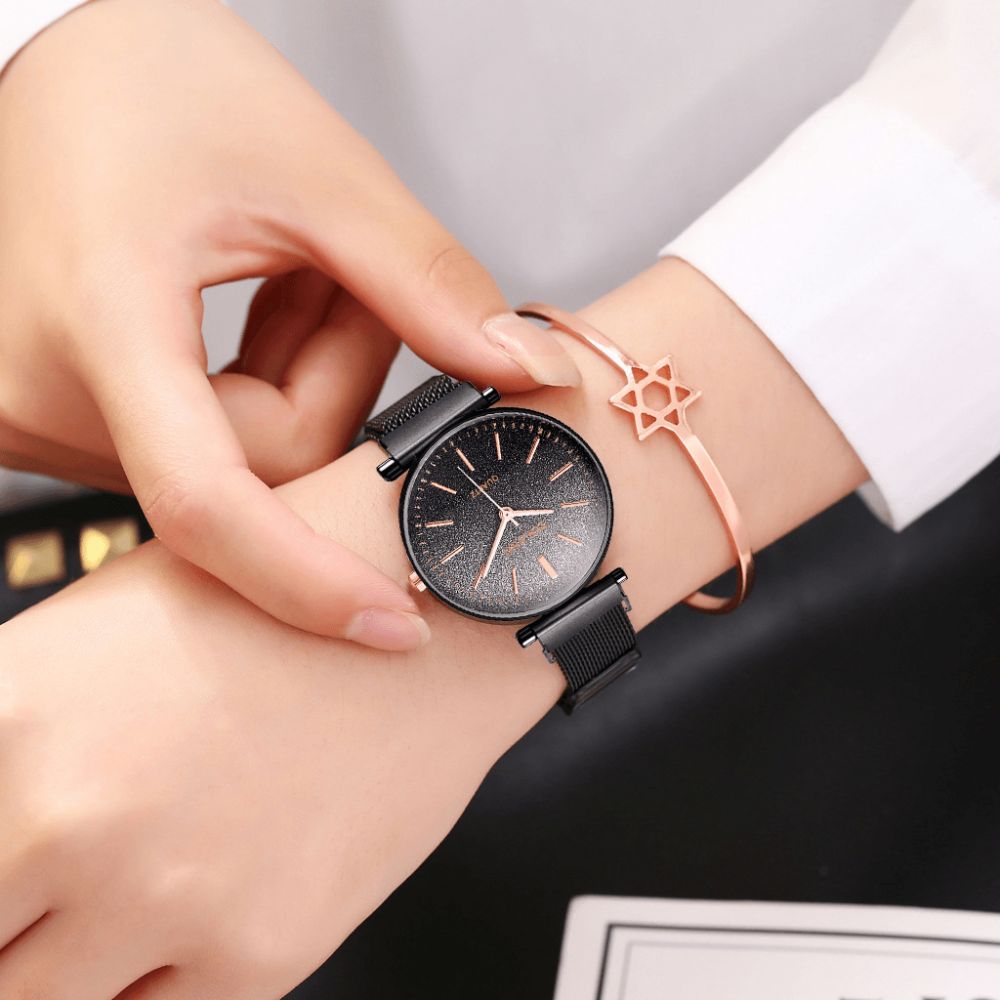 Mode Elegante Gradiënt Kleur Romeinse Nummer Wijzerplaat Magnetische Gesp Dames Horloges Quartz Horloge