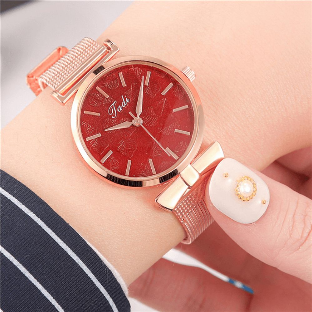 Modieuze Elegante Vrouwen Horloge Leven Waterdicht Legering Verstelbare Band Case Geen Nummer Wijzerplaat Quartz Horloge