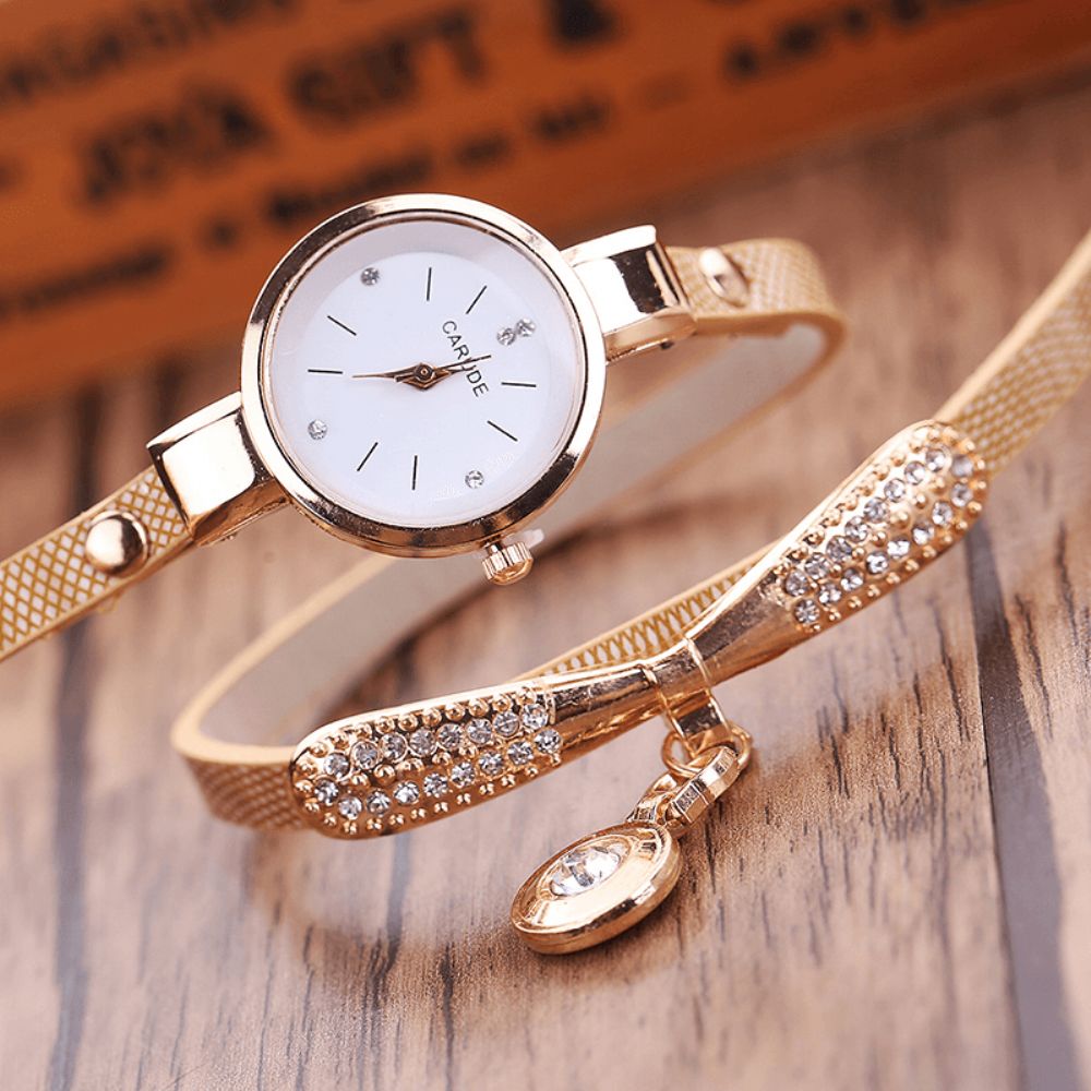 Retro Pu-Band Multi-Layer Lady Horloge Metalen Geometrische Strass Boog Hanger Vrouwen Quartz Horloge