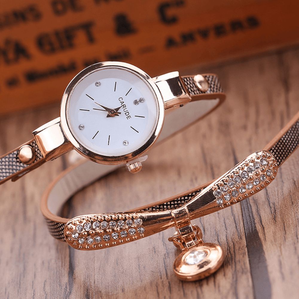 Retro Pu-Band Multi-Layer Lady Horloge Metalen Geometrische Strass Boog Hanger Vrouwen Quartz Horloge