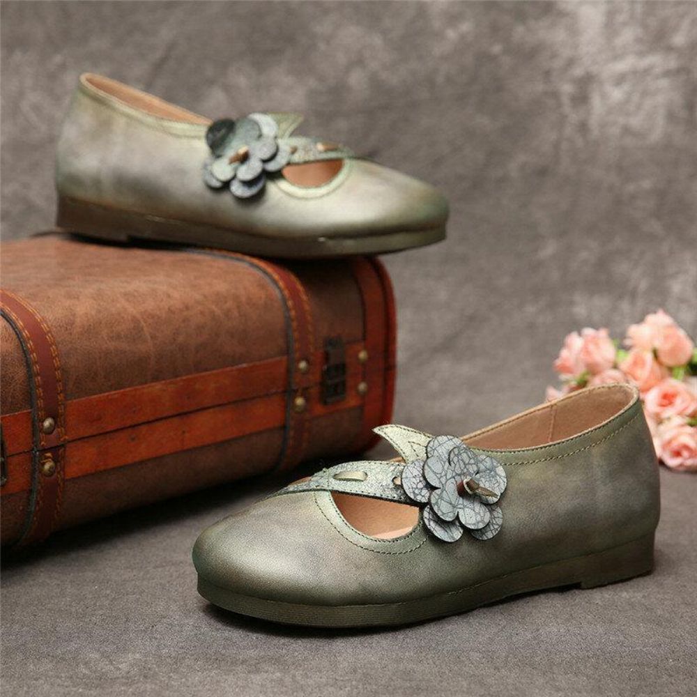 Vintage Handgemaakte Zachte Lederen Bloemen Riem Groene Slip Op Platte Schoenen