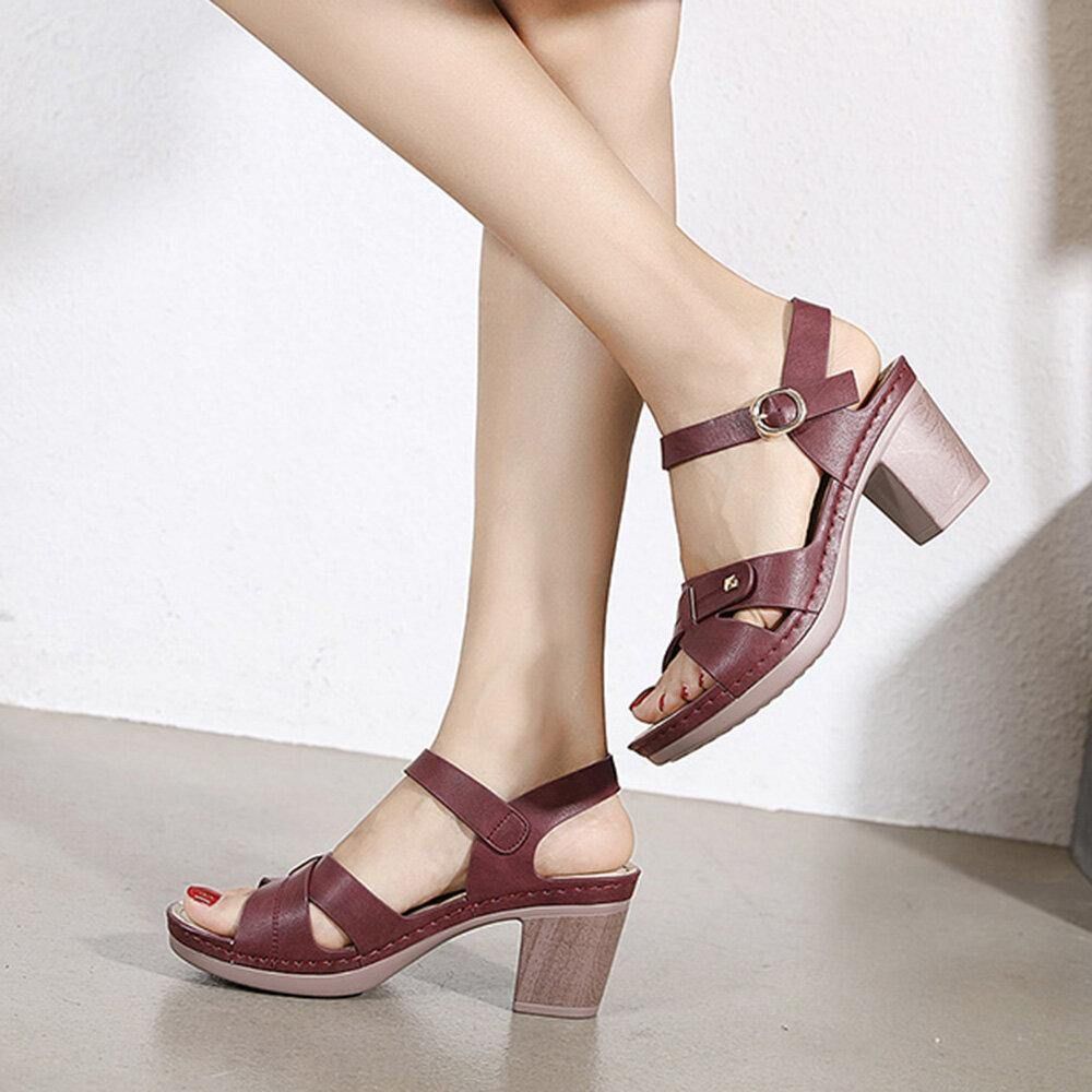 Dames Casual Effen Kleur Stiksels Hasp Chunky Heel Streep Sandalen