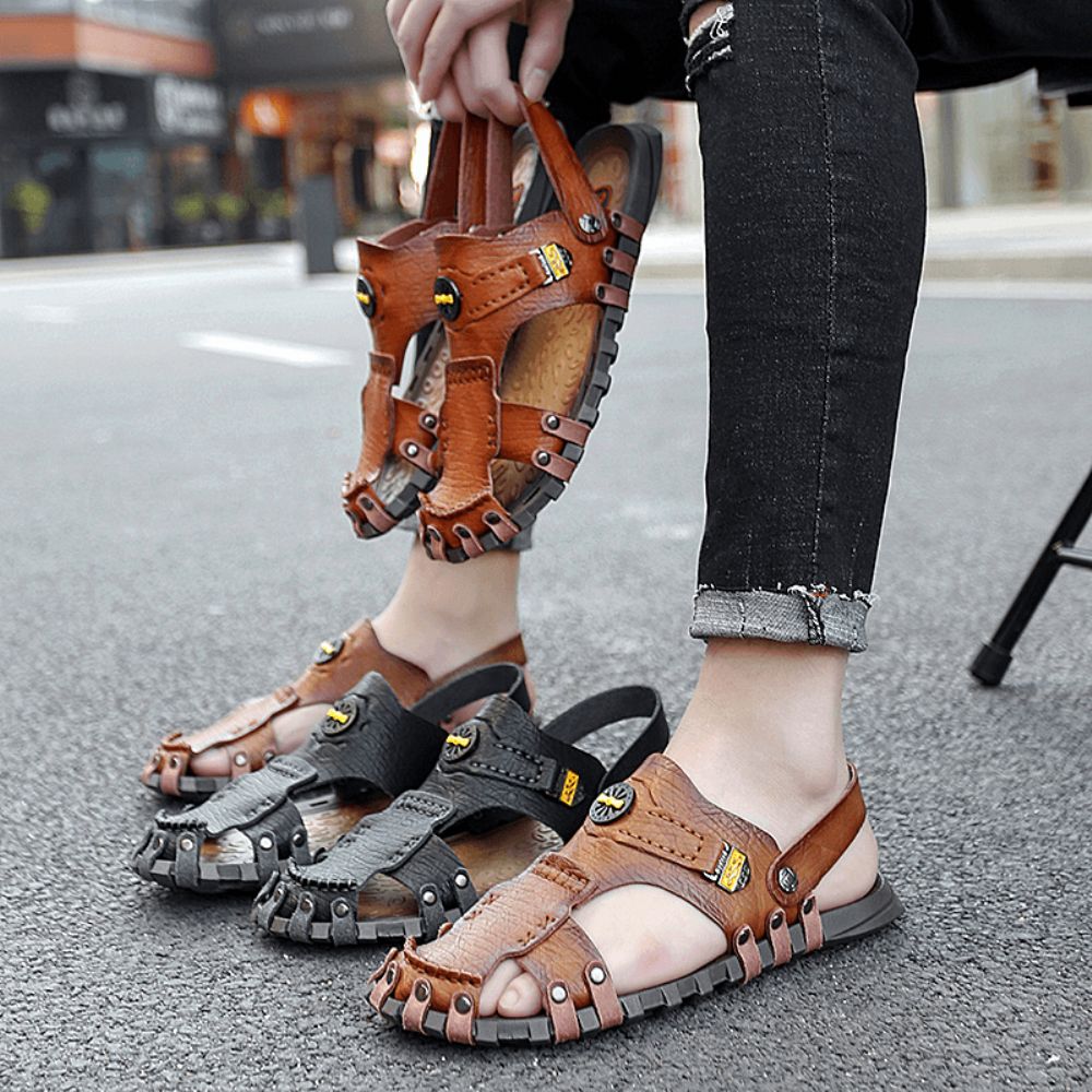 Heren Casual Zachte Microvezel Metalen Decoratie Slip Op Outdoor Sandalen